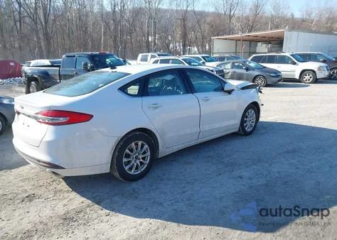 2018 Ford Fusion S z USA, uszkodzony, nr VIN 3FA6P0G7XJR220505
